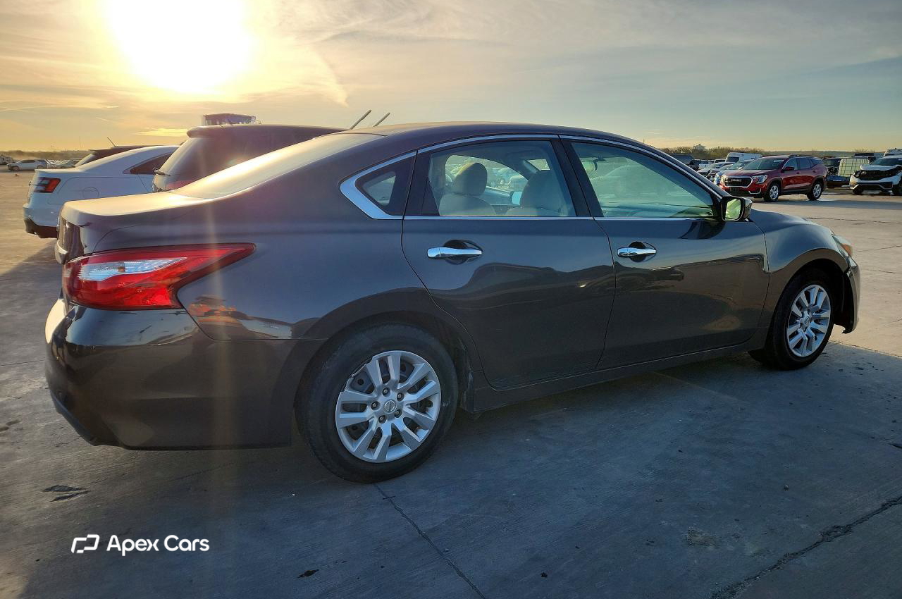 Nissan Altima 2017