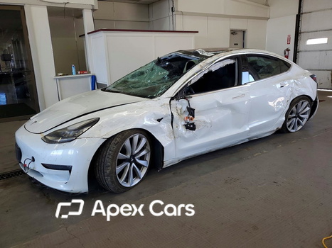 Tesla Model 3 2018 - Image 1 of 13