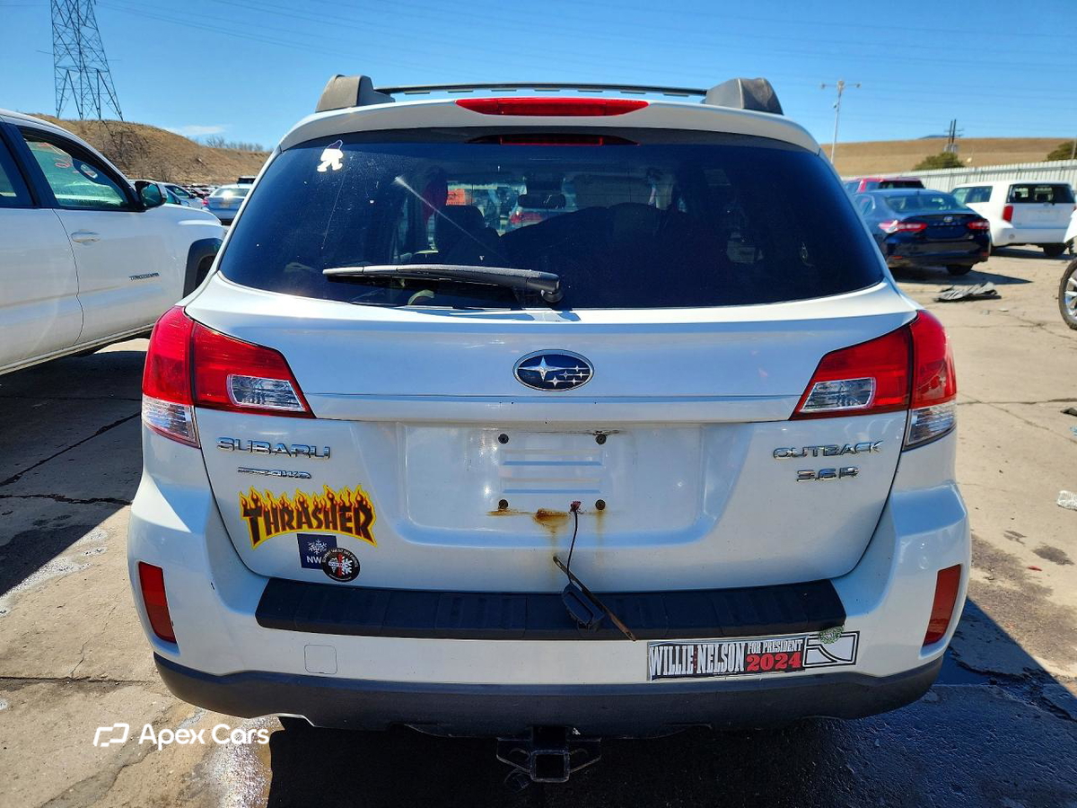 Subaru Outback 2010