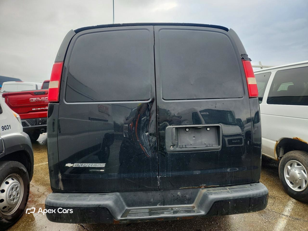 Chevrolet Express 2013