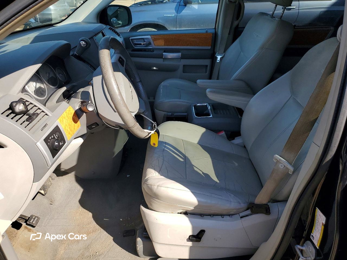 Chrysler Voyager 2010