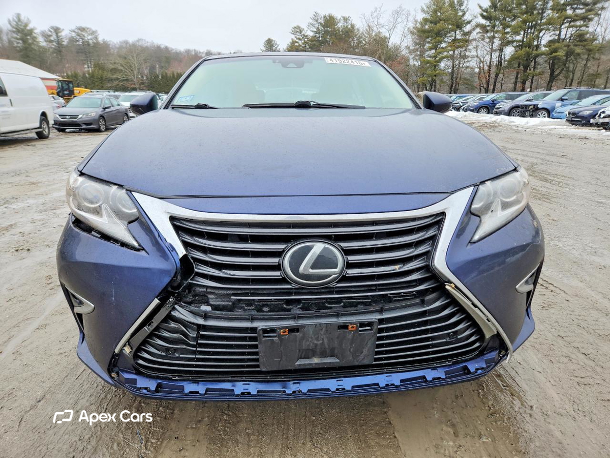 Lexus ES 2016