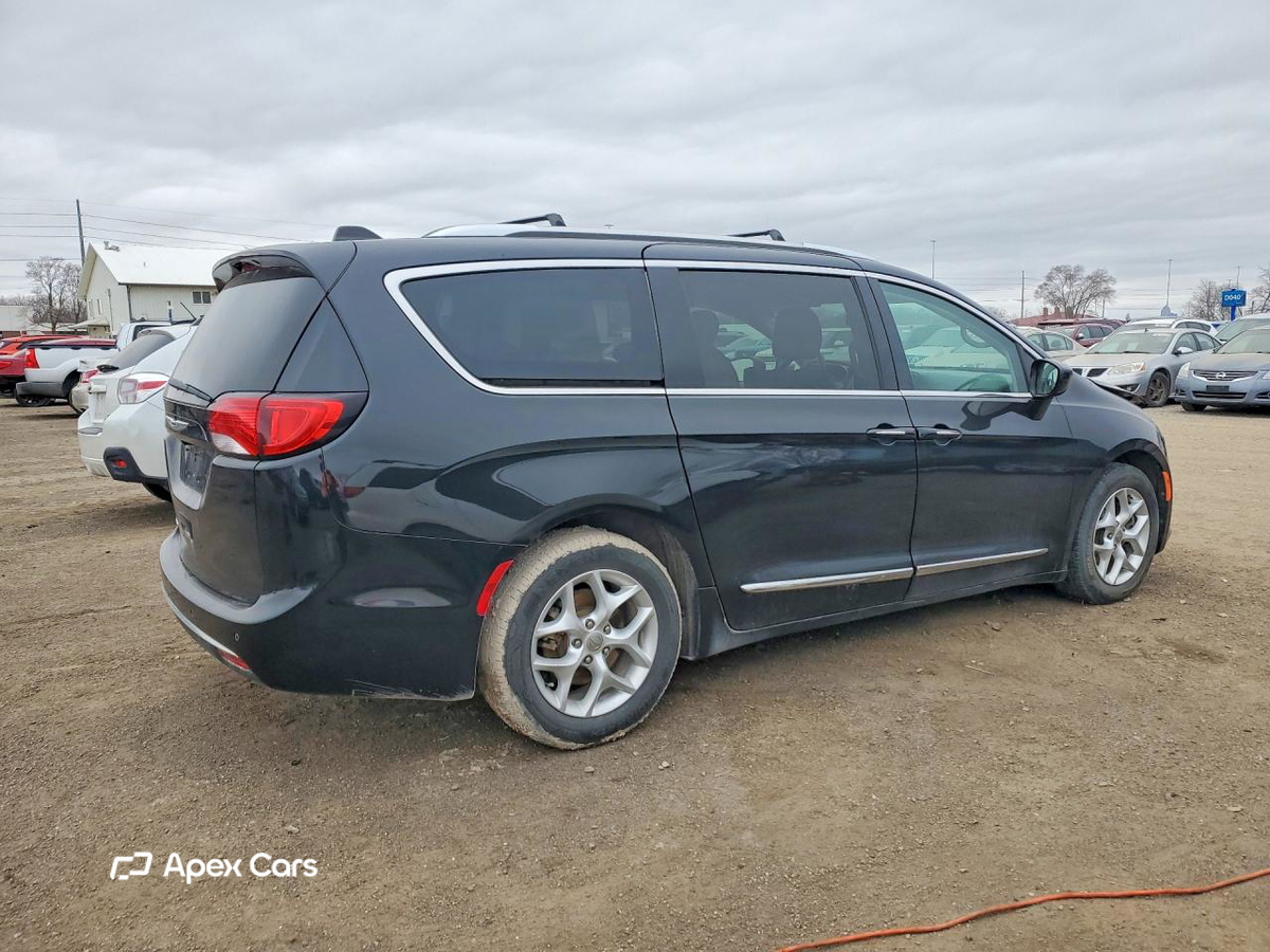 Chrysler Pacifica 2017