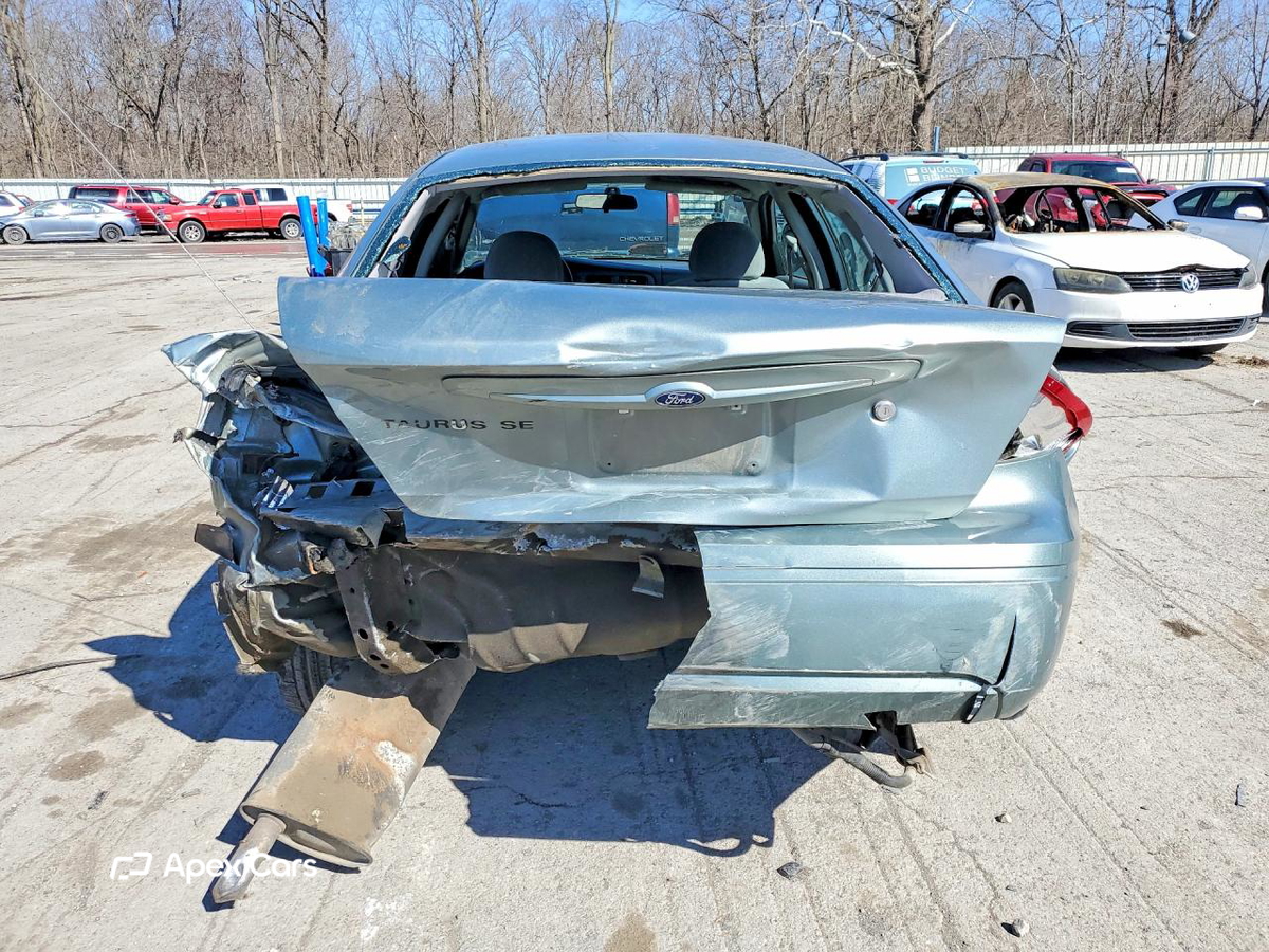 Ford Taurus 2005
