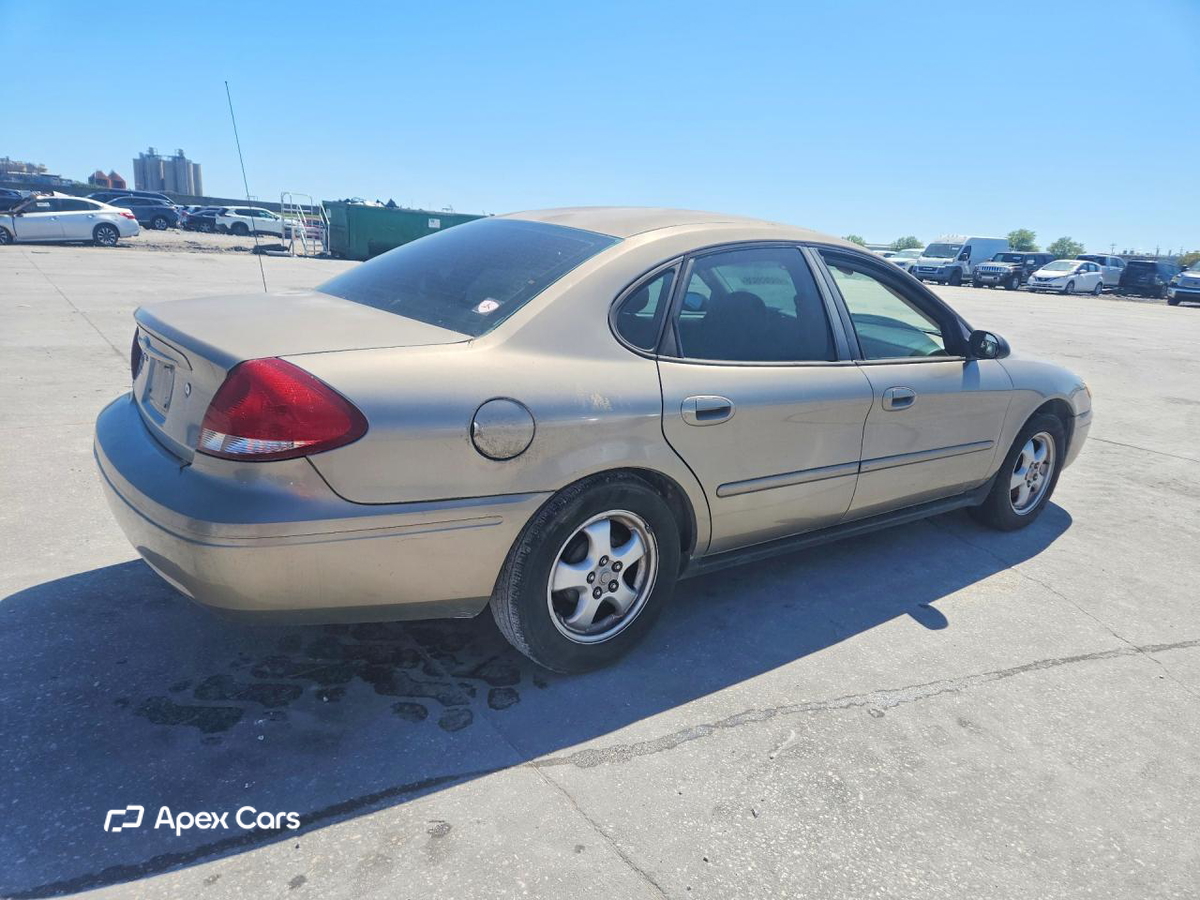 Ford Taurus 2005