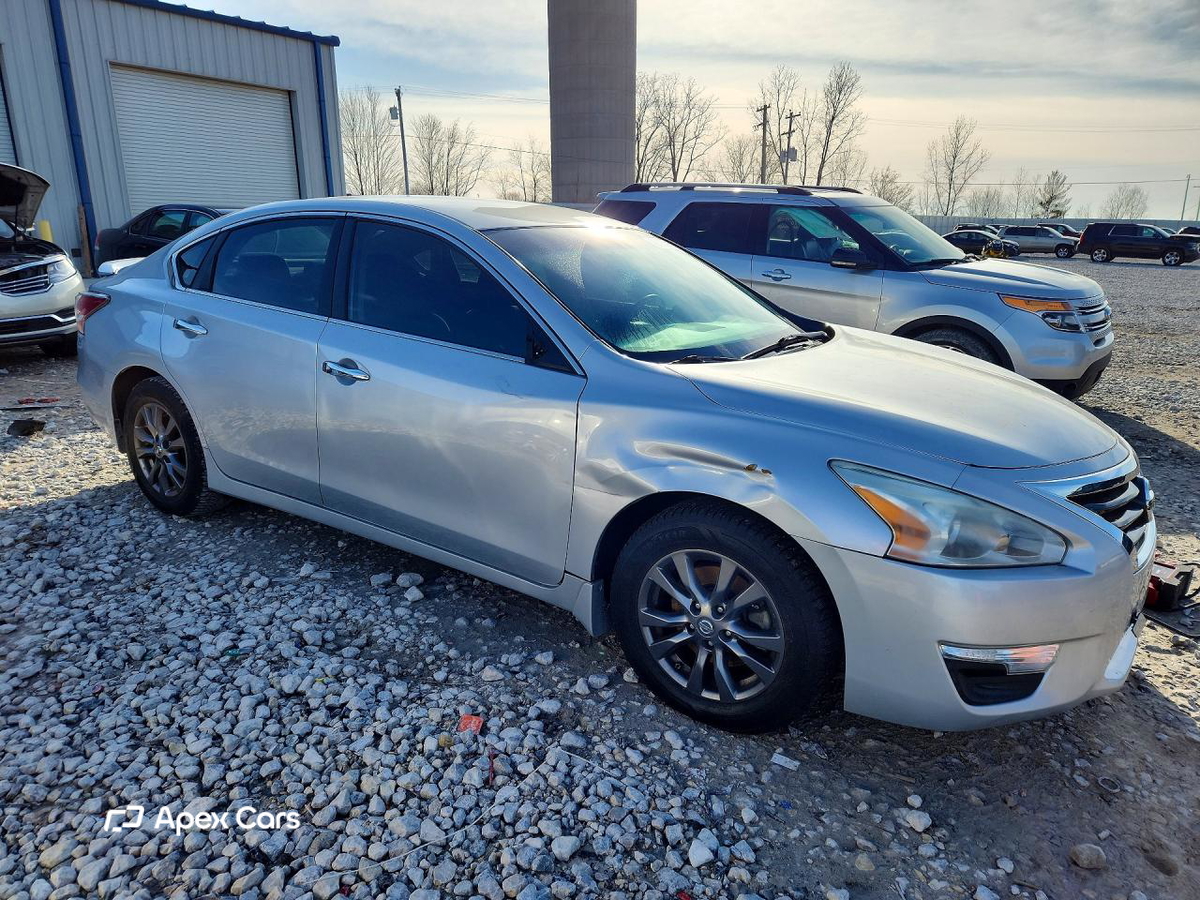 Nissan Altima 2015