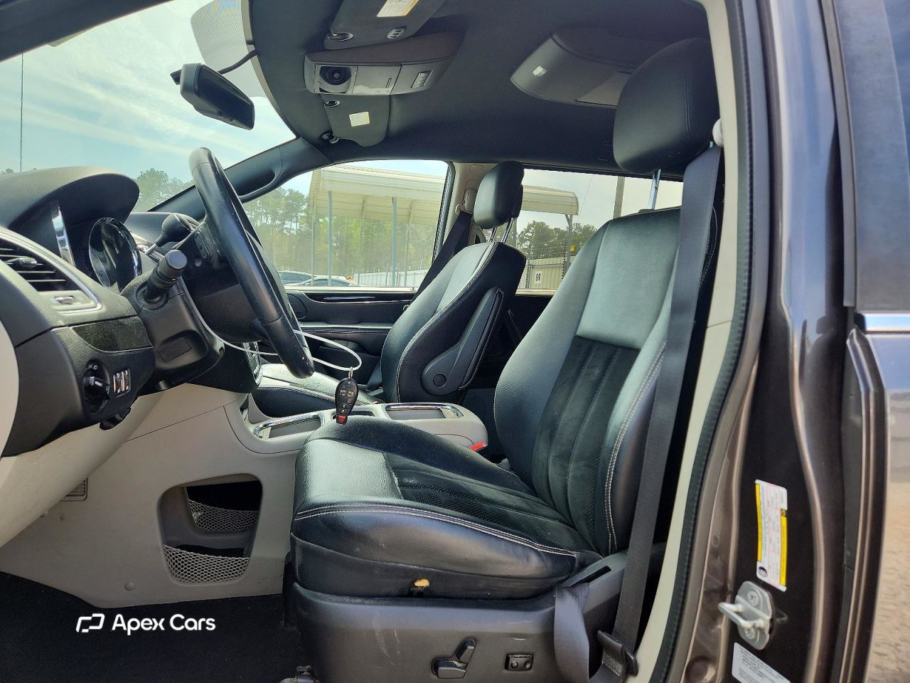 Dodge Caravan 2015