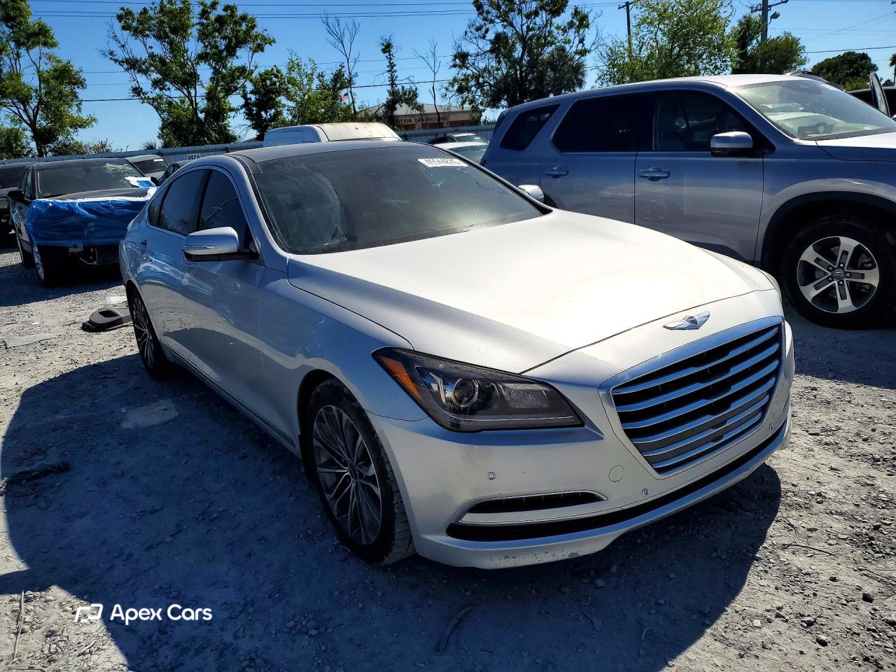 Hyundai Genesis 2015