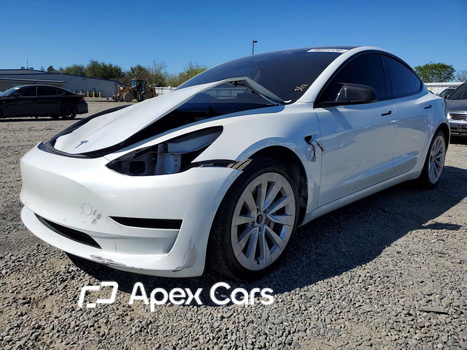 Tesla Model 3 2021 - Image 1 of 13