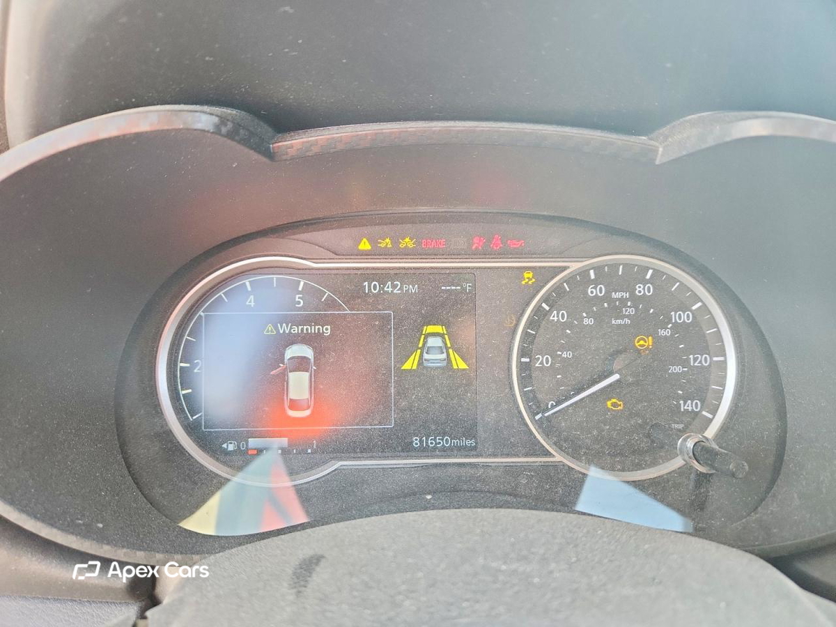 Nissan Versa 2021