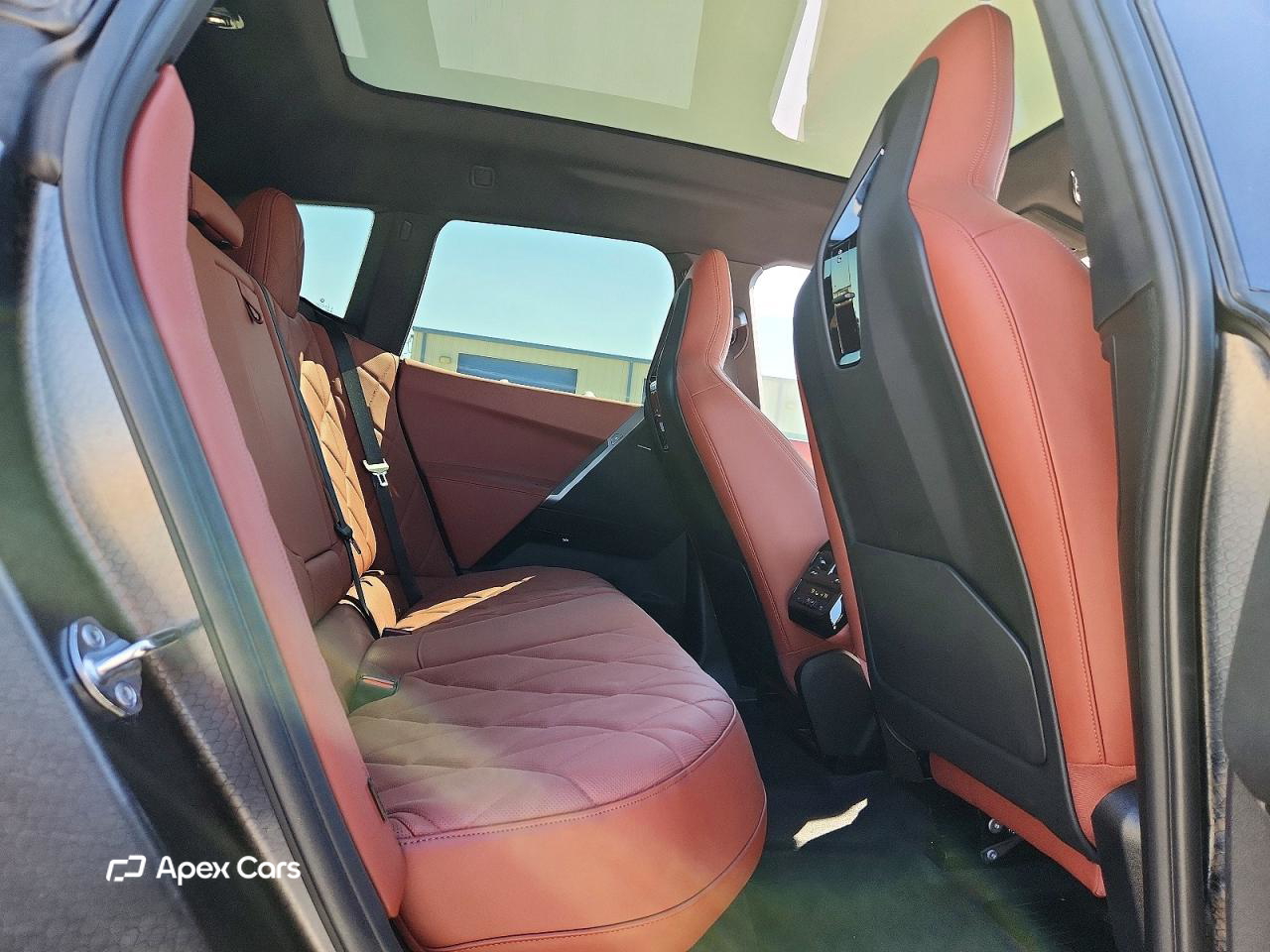 BMW iX 2025