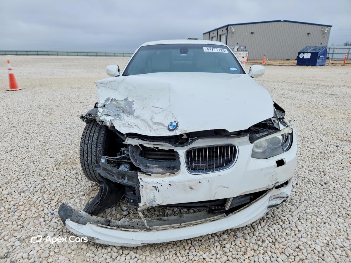 BMW Series 3 2011