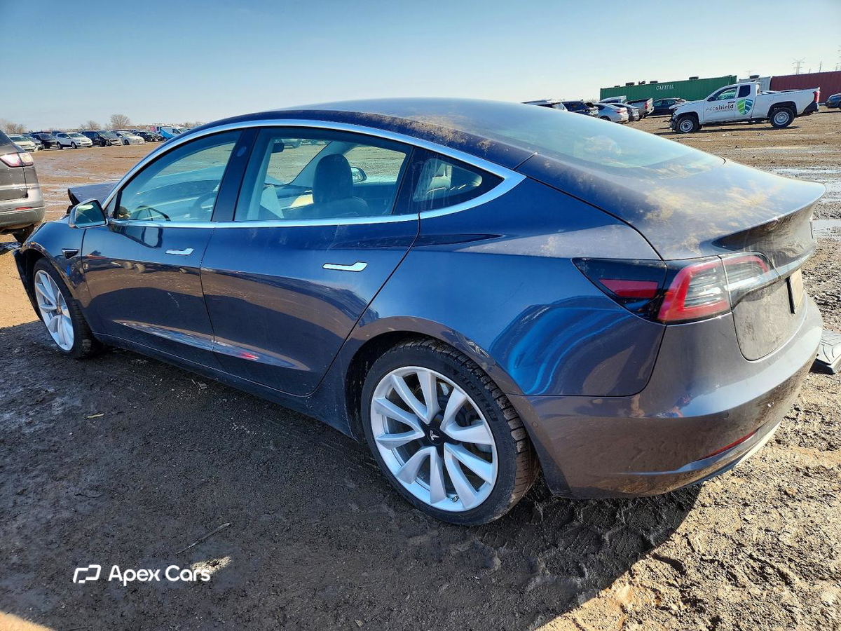 Tesla Model 3 2020
