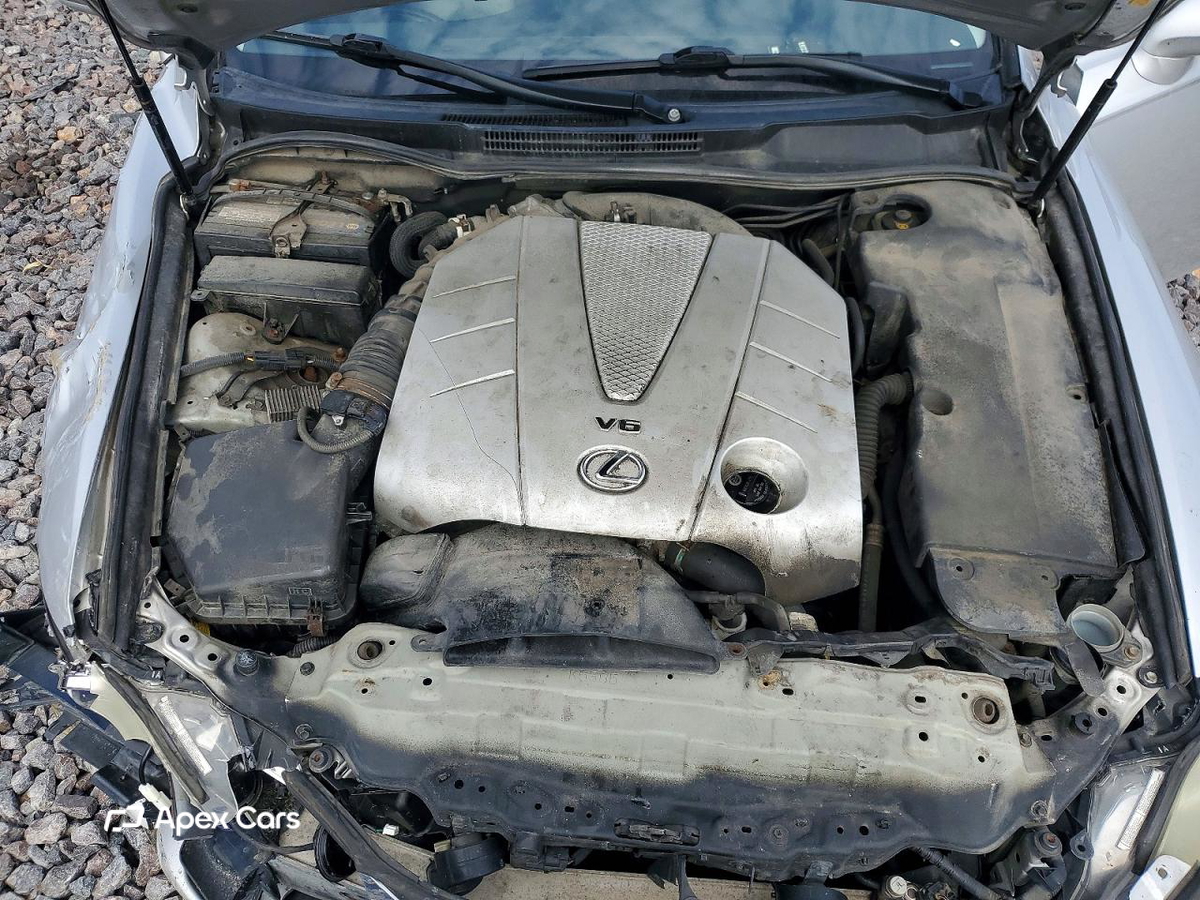 Lexus IS 2011