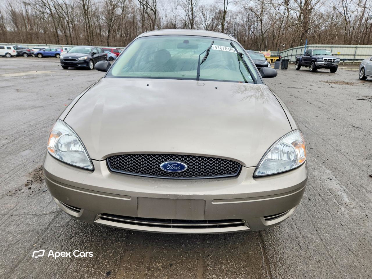 Ford Taurus 2005