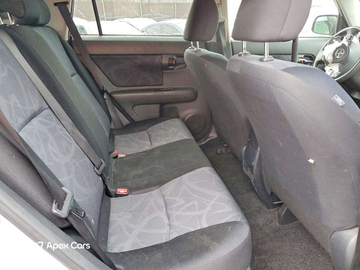 Scion xB 2011
