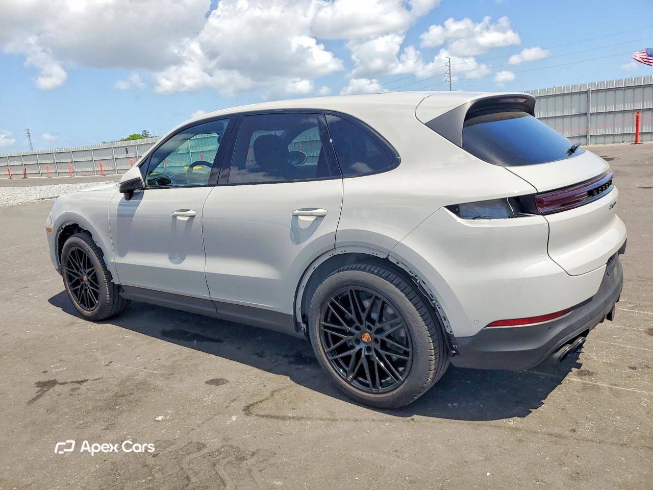 Porsche Cayenne 2025