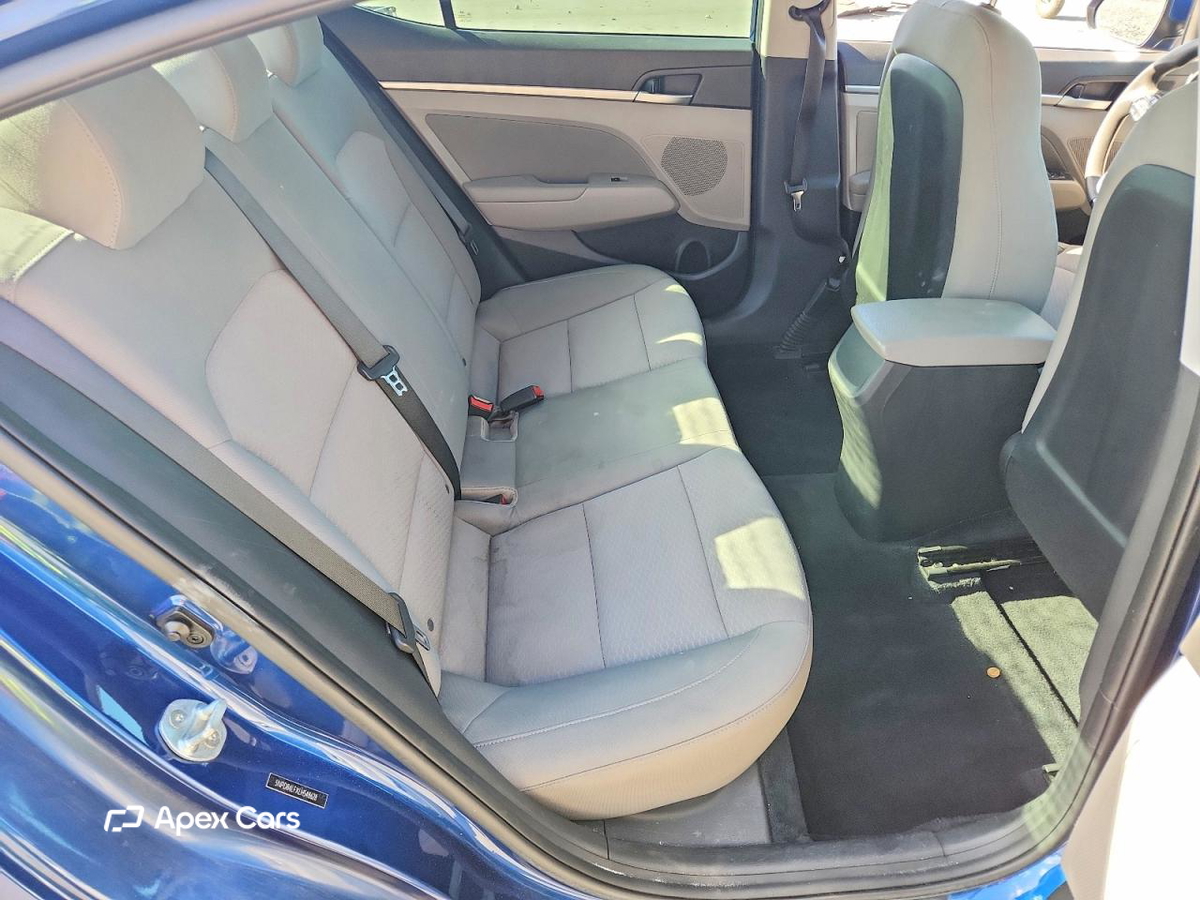 Hyundai Elantra 2020