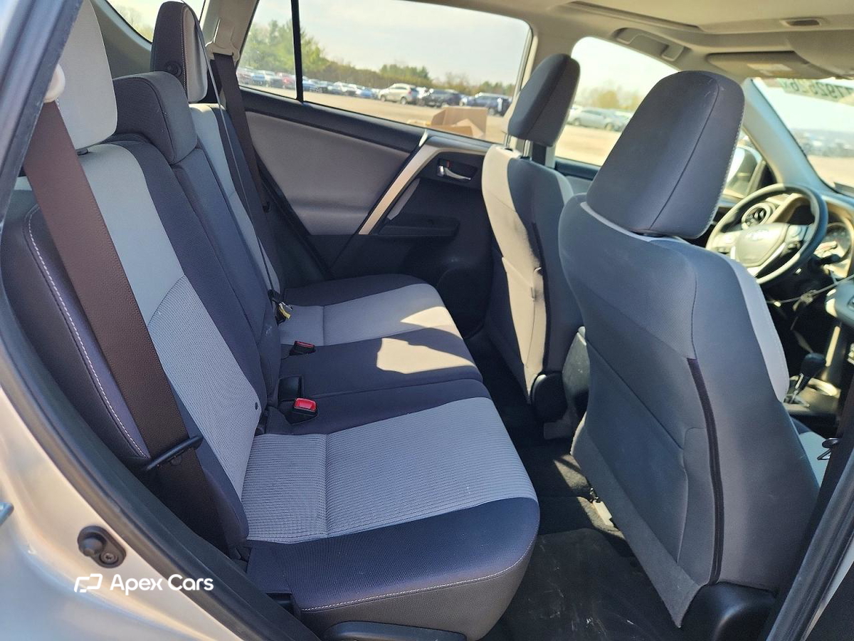 Toyota RAV 4 2015