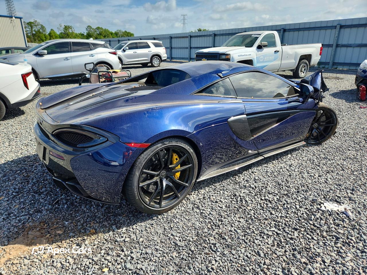 McLaren 570S 2016