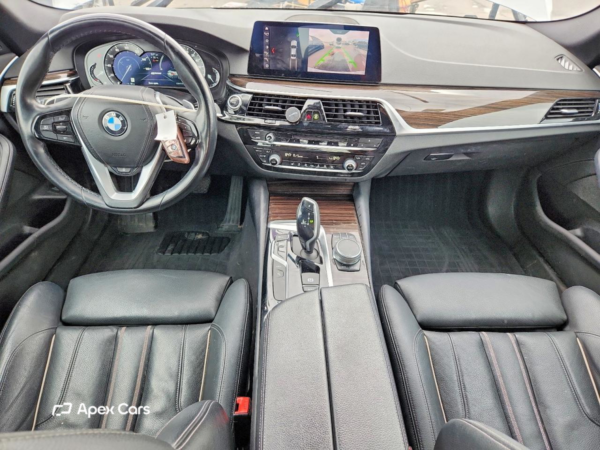 BMW Series 5 2019
