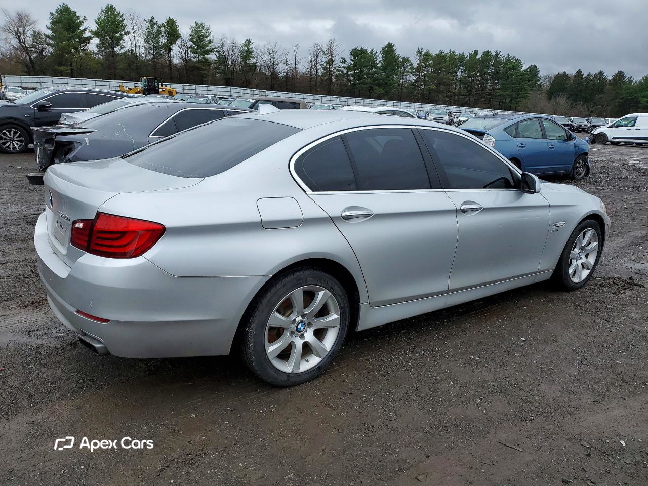 BMW Series 5 2011