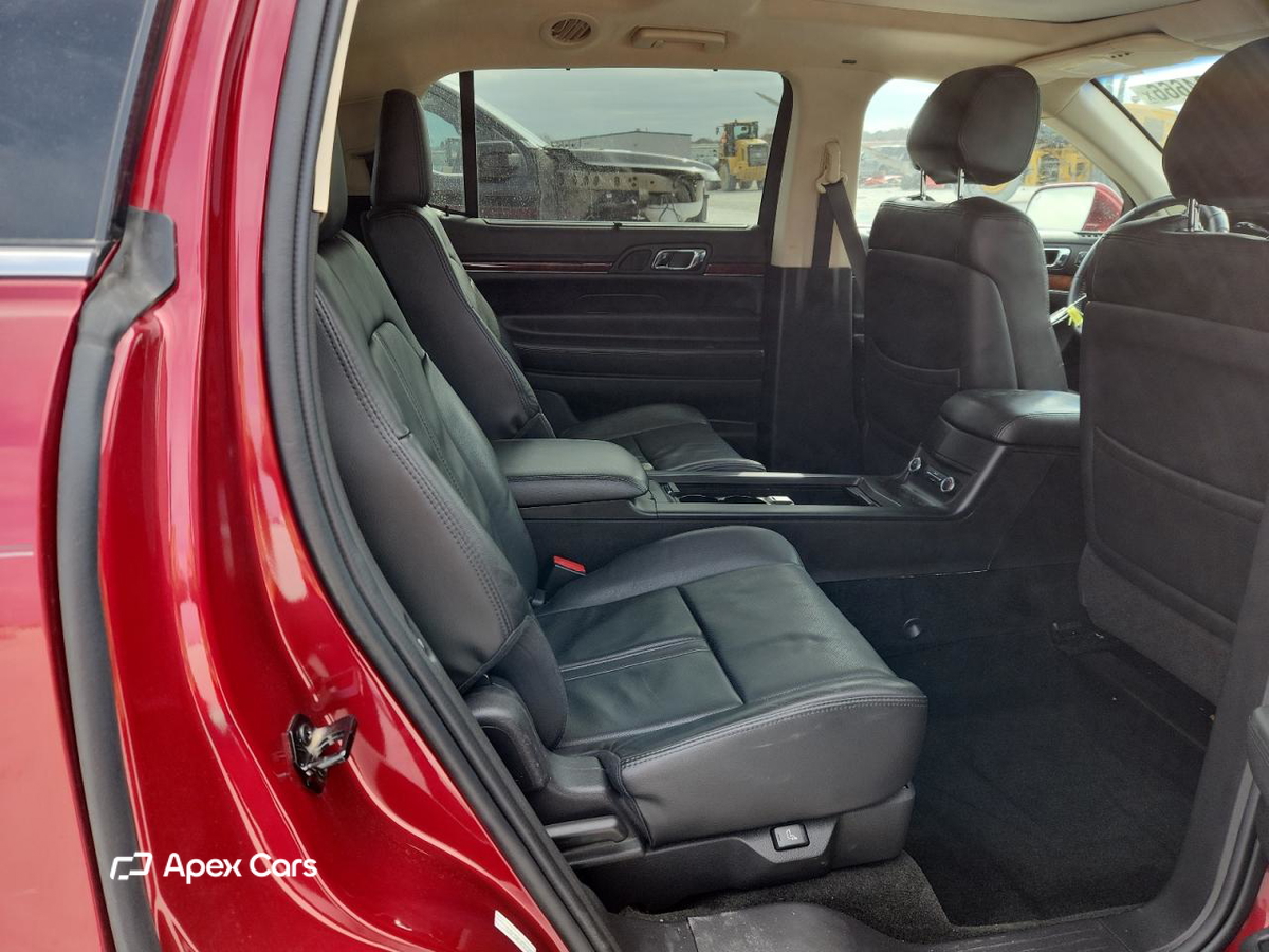 Lincoln MKT 2015