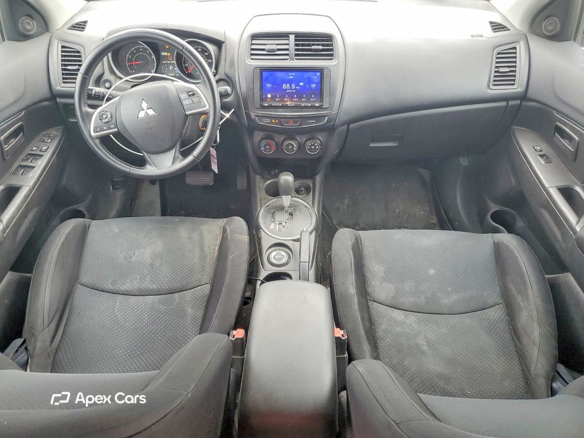Mitsubishi Outlander 2015