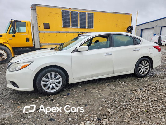 Nissan Altima 2016 - Zdjęcie 1 z 12
