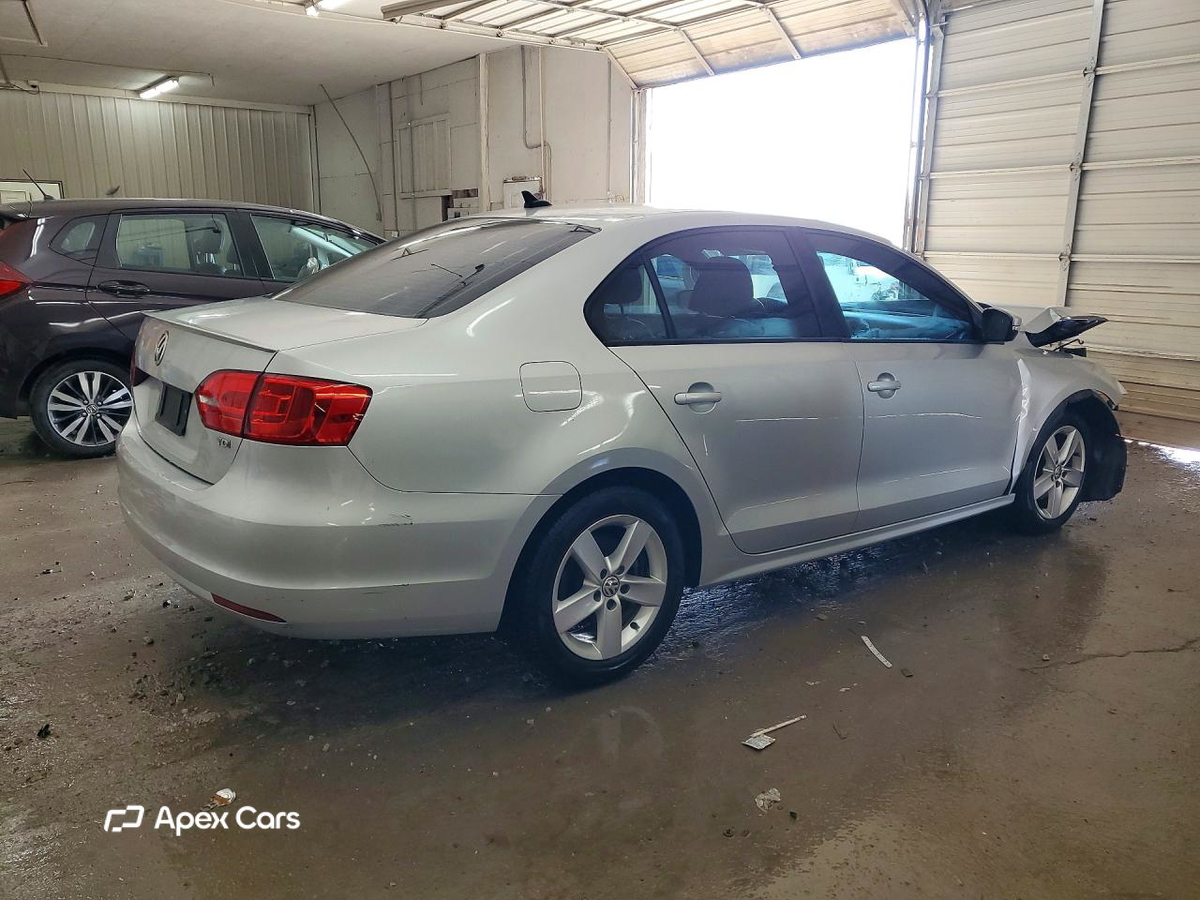 Volkswagen Jetta 2012