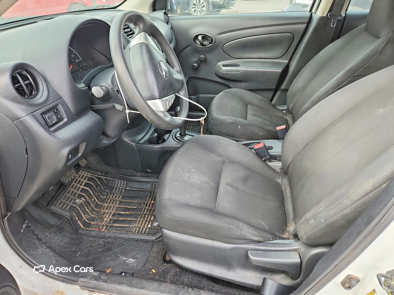 Nissan Versa 2016