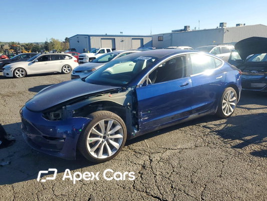 Tesla Model 3 2018 - Image 1 of 13
