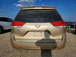 Toyota Sienna 2011