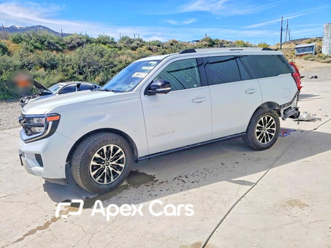Ford Expedition 2025 - Image 1 of 14