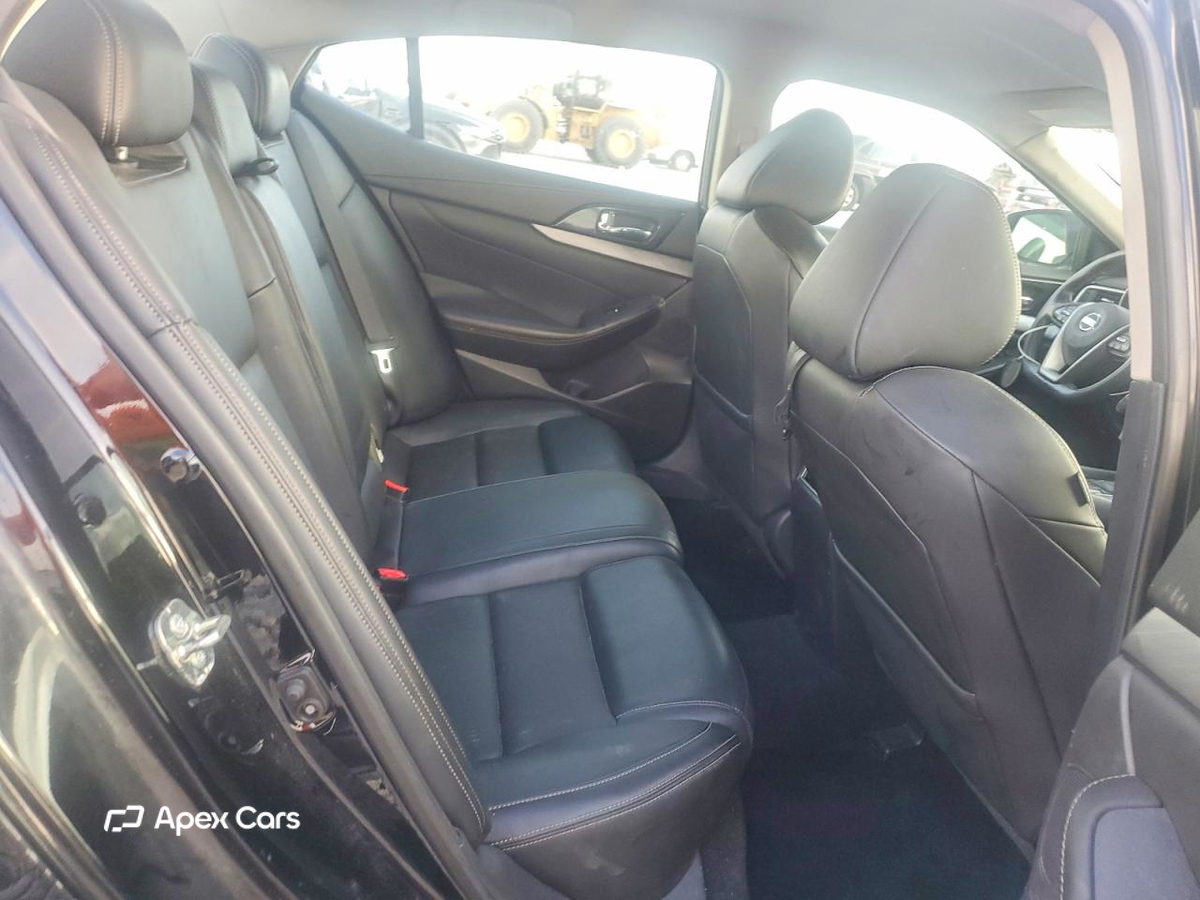 Nissan Maxima 2018