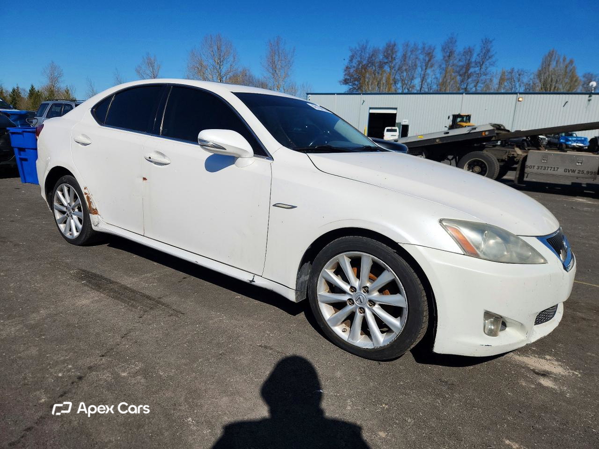 Lexus IS 2010