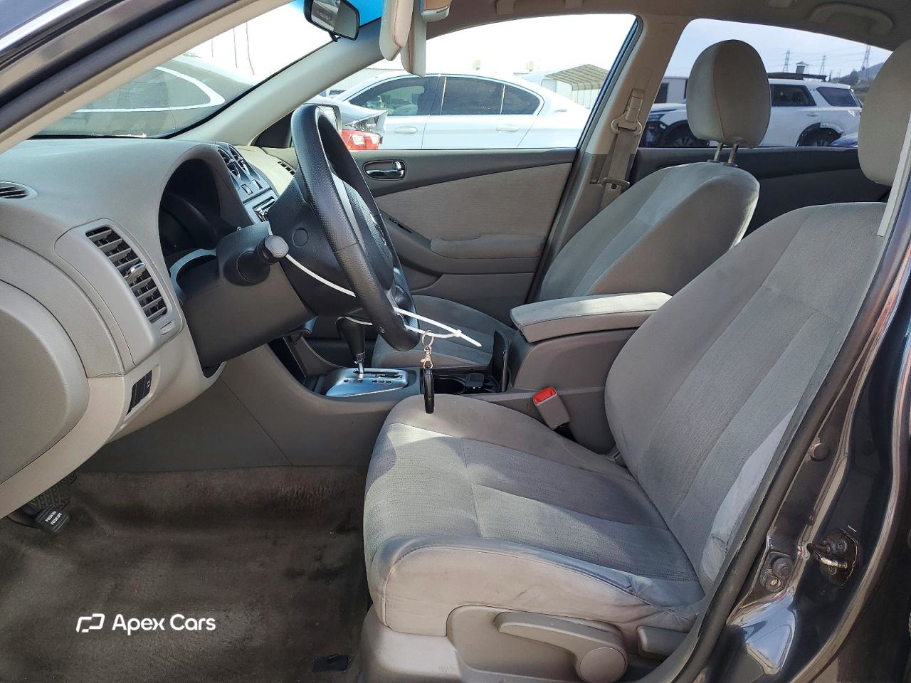 Nissan Altima 2010