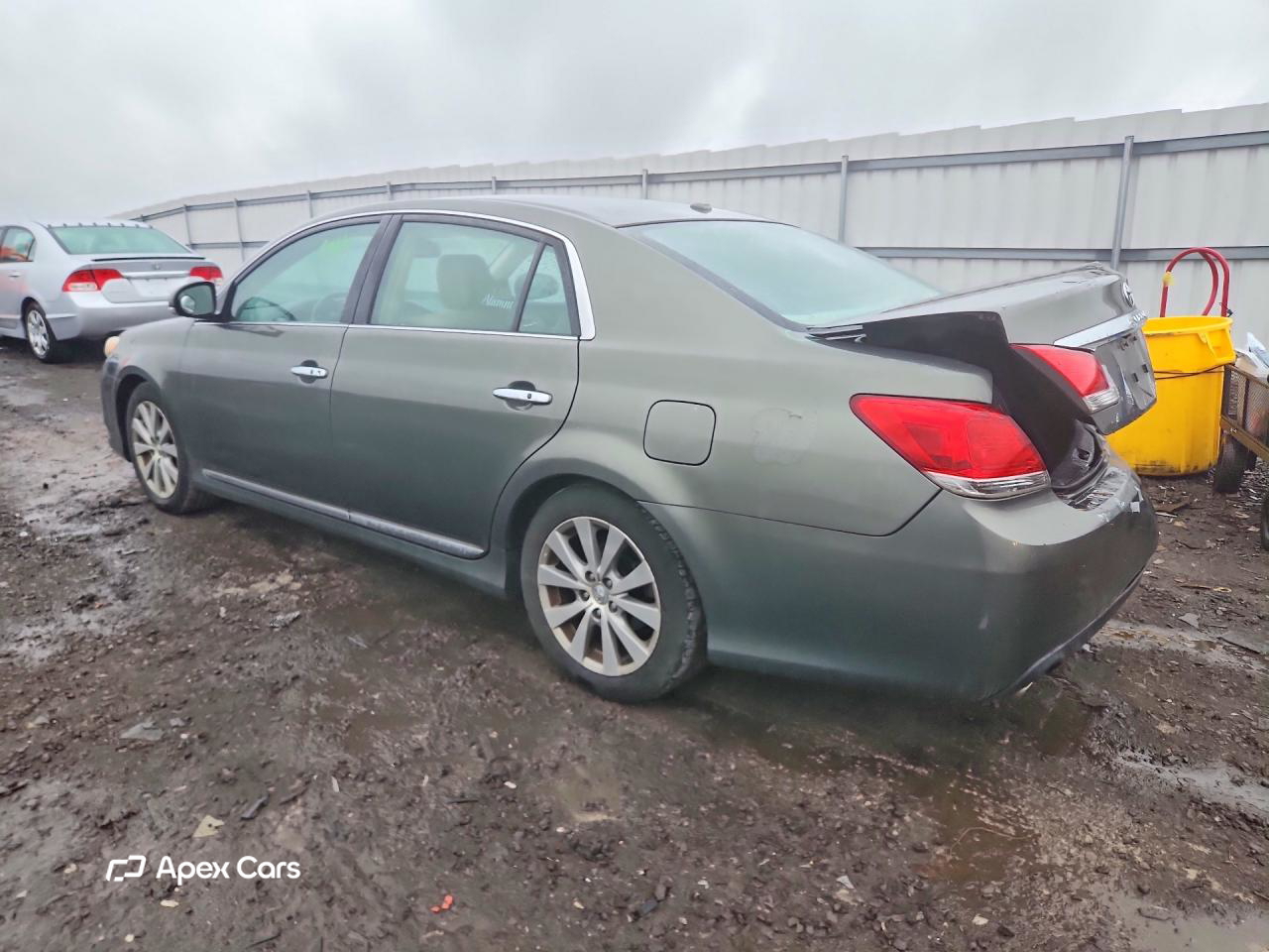 Toyota Avalon 2011