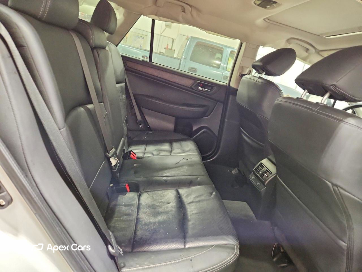 Subaru Outback 2016