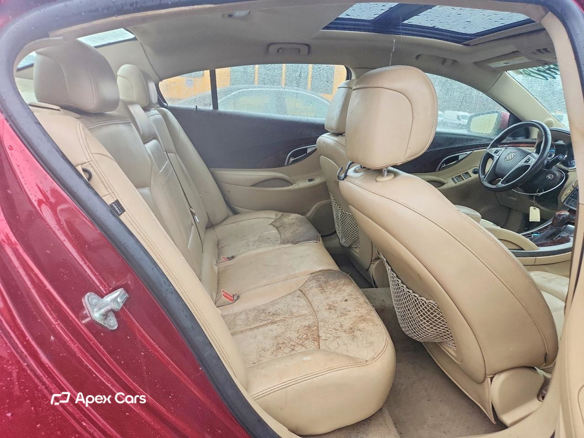 Buick LaCrosse 2011