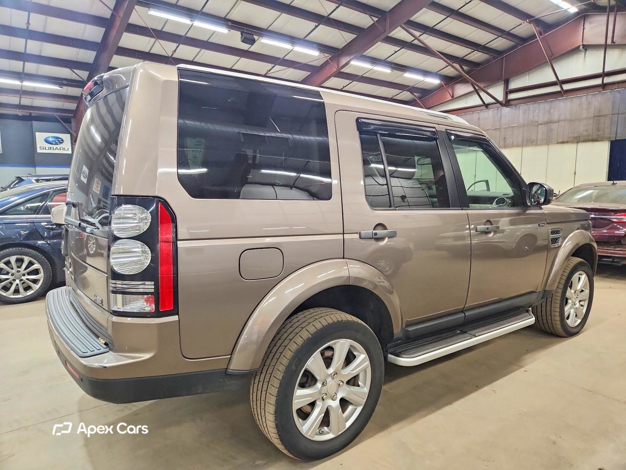 Land Rover LR4 2015