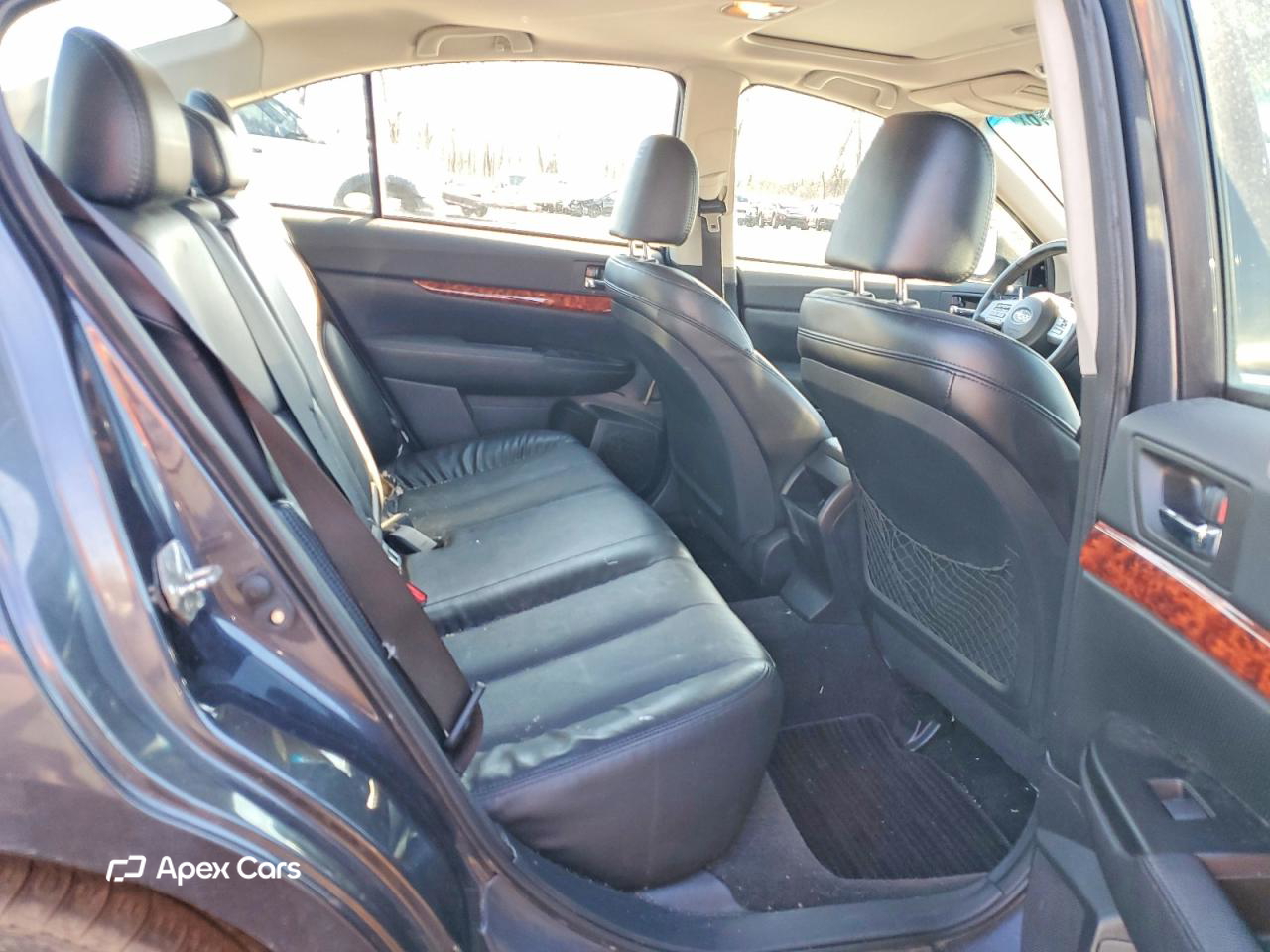 Subaru Legacy 2011