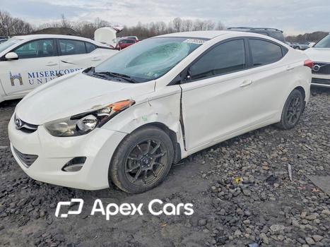 Hyundai Elantra 2013 - Image 1 of 13