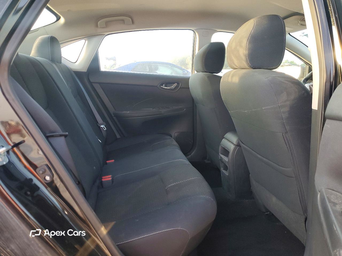 Nissan Sentra 2016