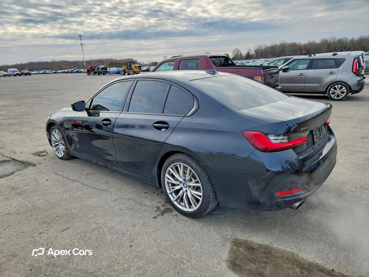 BMW Series 3 2023
