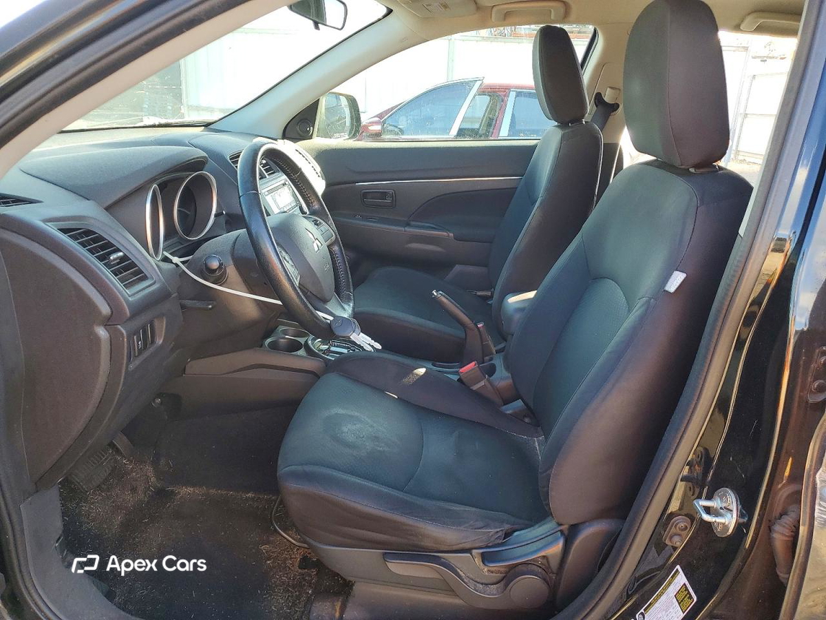 Mitsubishi Outlander 2015