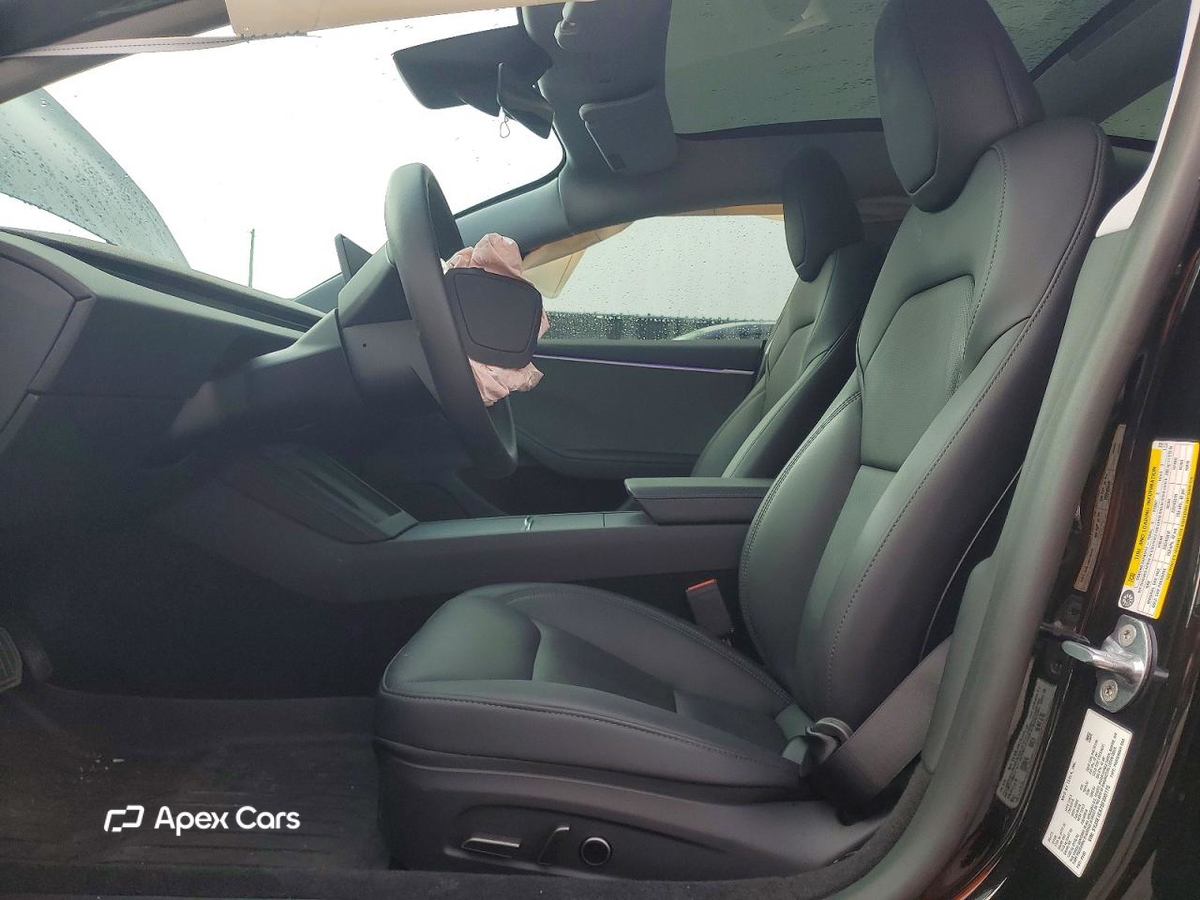 Tesla Model 3 2025