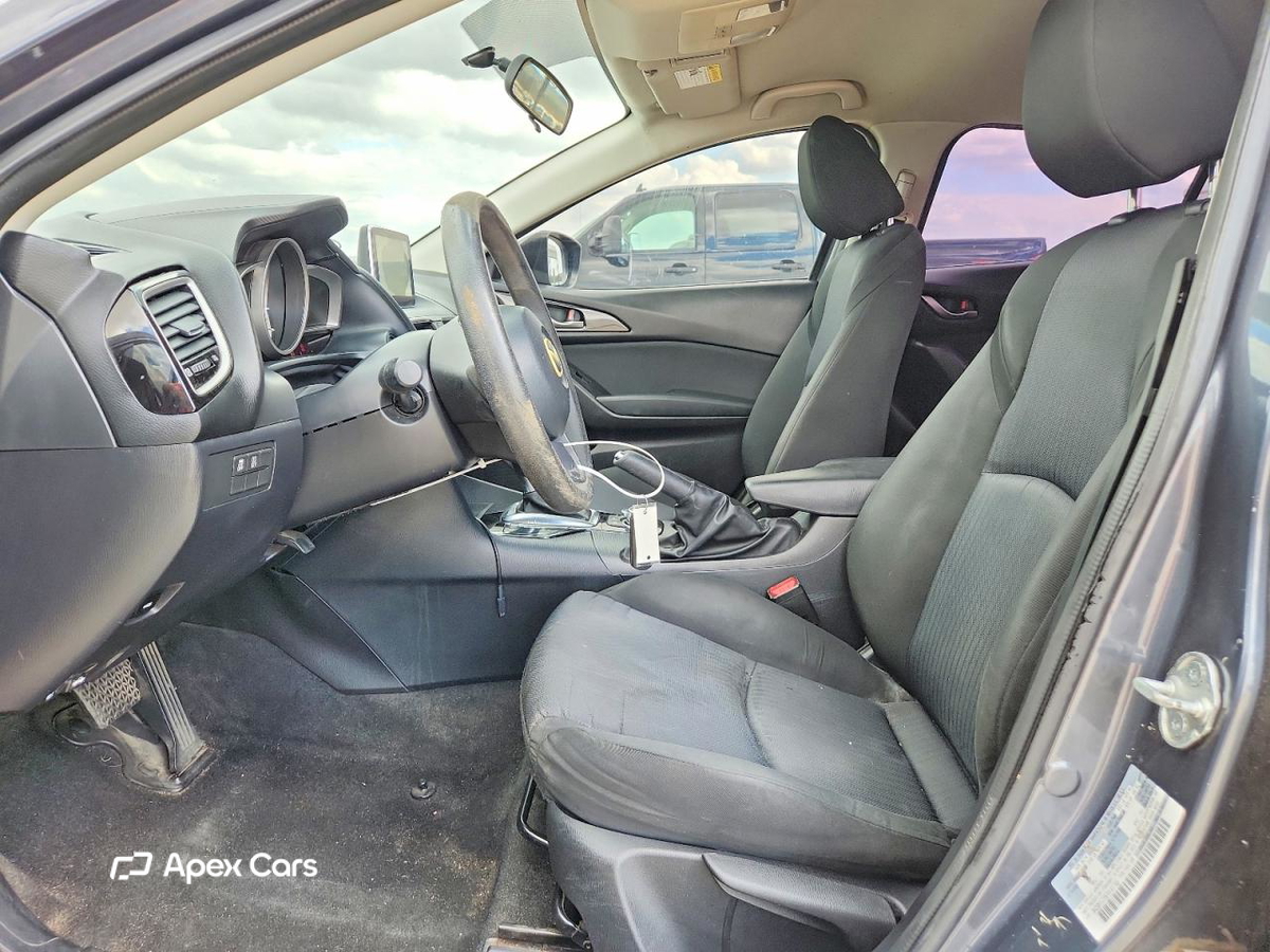 Mazda 3 2015