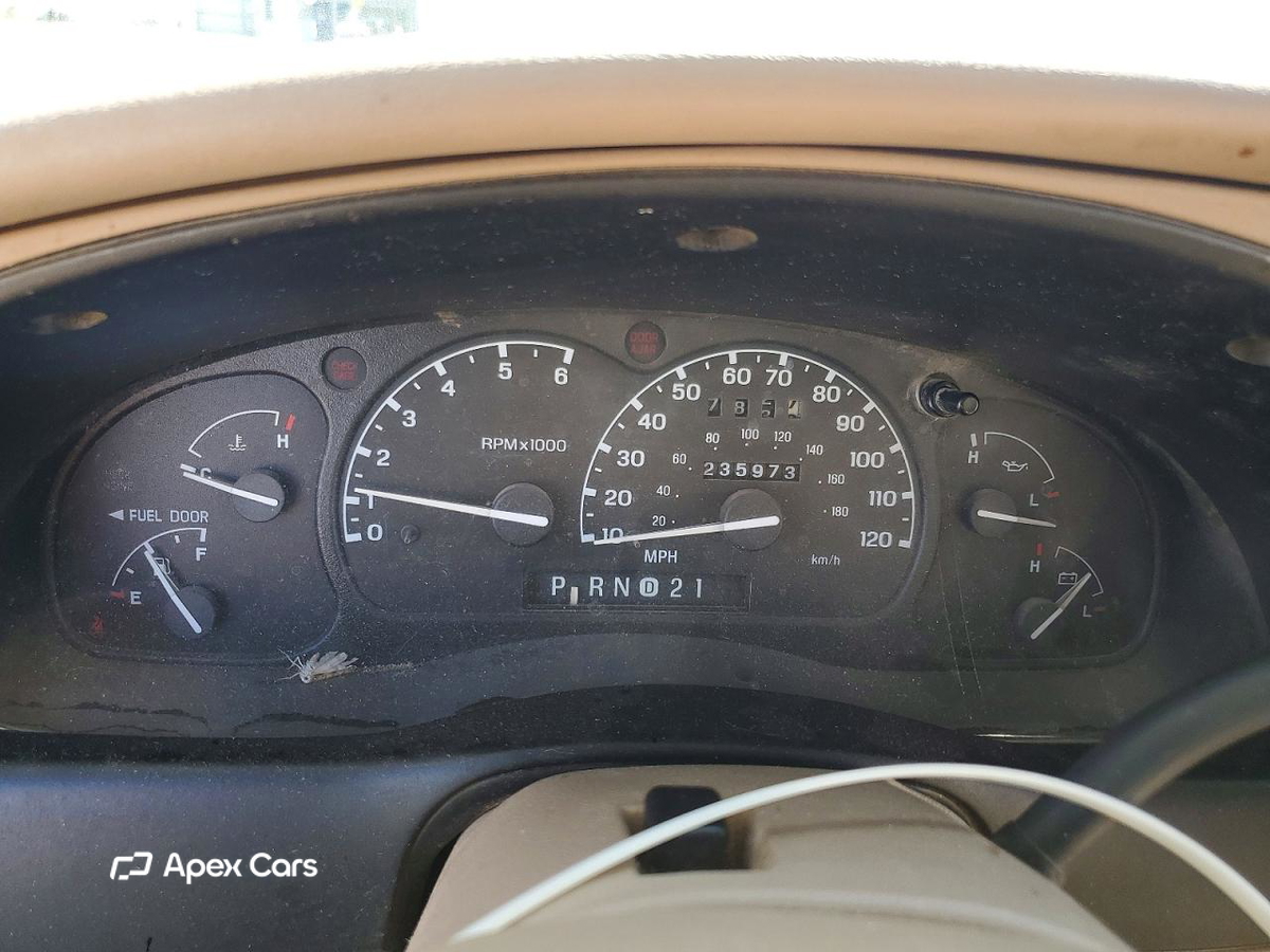 Ford Explorer 2000