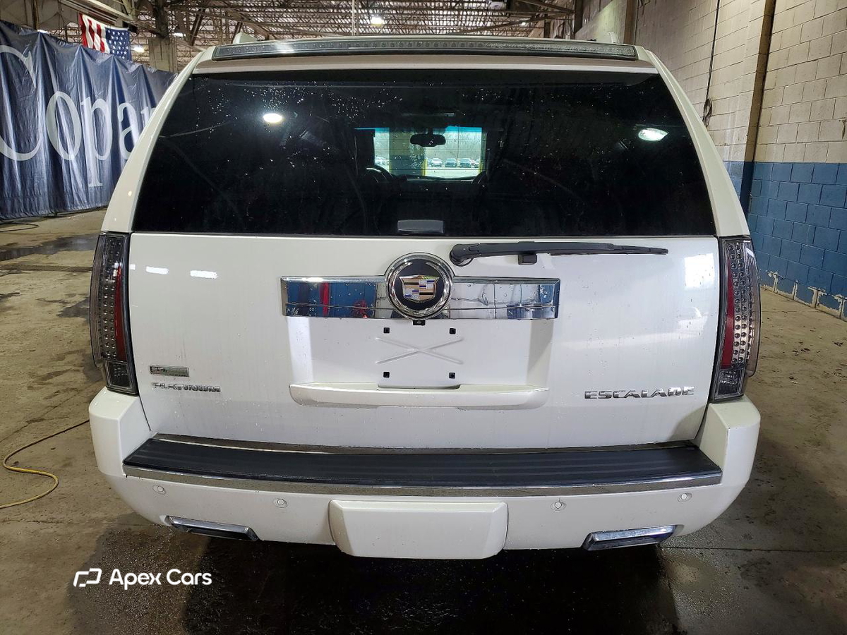 Cadillac Escalade 2013